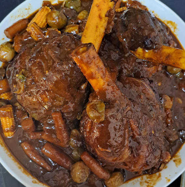 Red Wine Braised Lamb Shank
