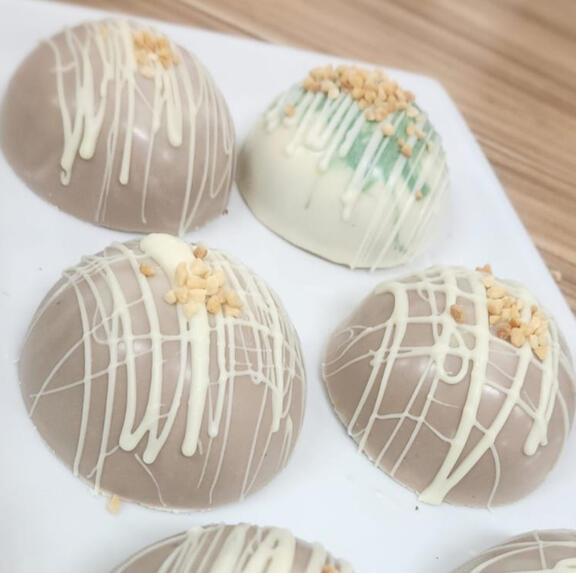 Blondie Bombs